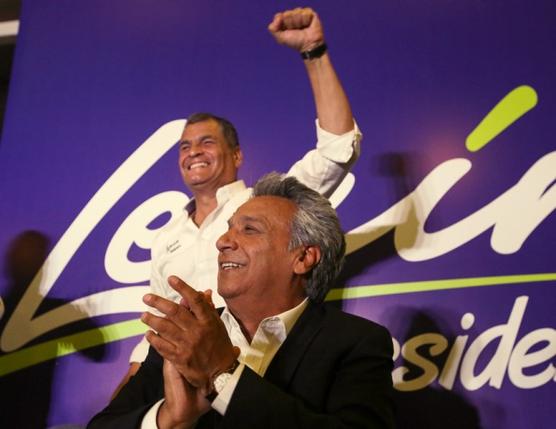 Moreno y Rafael Correa, ayer en Quito