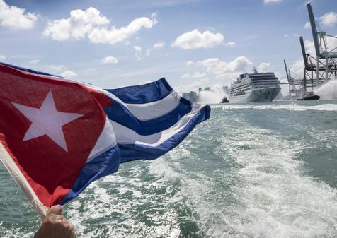 Cientos de cruceros diarios atracan en La Habana