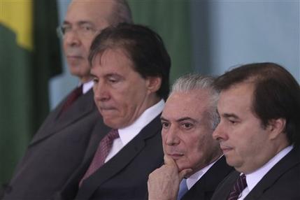 Temer junto al presidente de la Cámara de Diputados, Rodrigo Maia