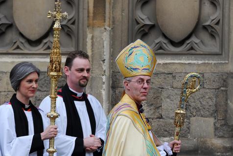 El arzobispo re Canterbury Justin Welby en una ceremonia religiosa