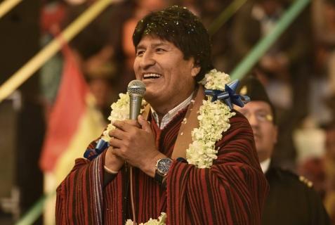 Evo Morales celebrando la Pachamama