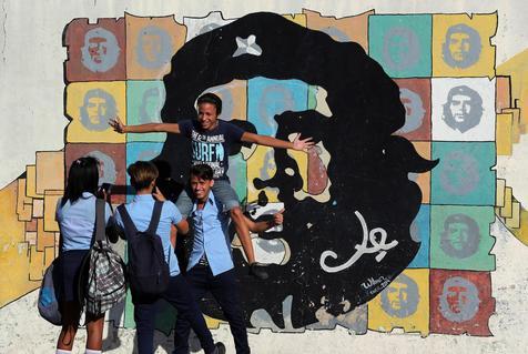 Grafiti del Che en La Habana (foto: ANSA)