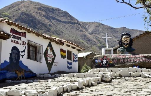 En La Higuera, lugar donde murió Ernesto "Che" Guevara, se ha construido un memorial para recordar al guerrillero