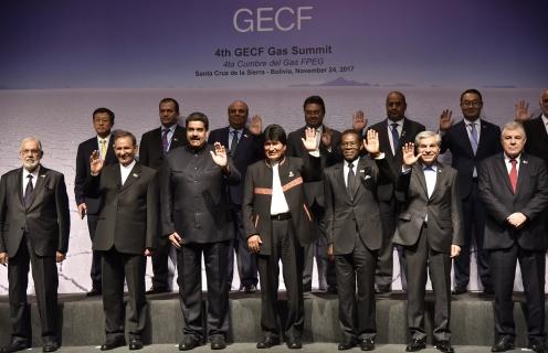 Morales, Maduro y representantes de países productores de gas