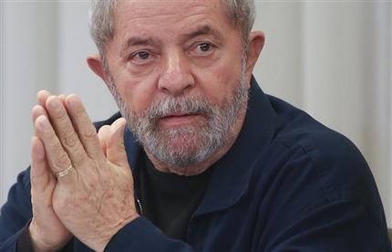 Lula espera con paciencia