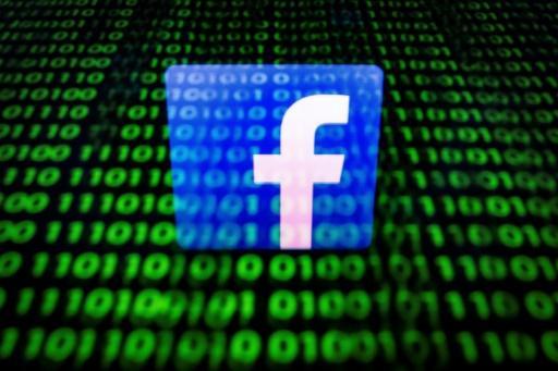 "Facebook y Mark Zuckerberg han acumulado una cantidad aterradora de poder", dijeron los grupos en su sitio web