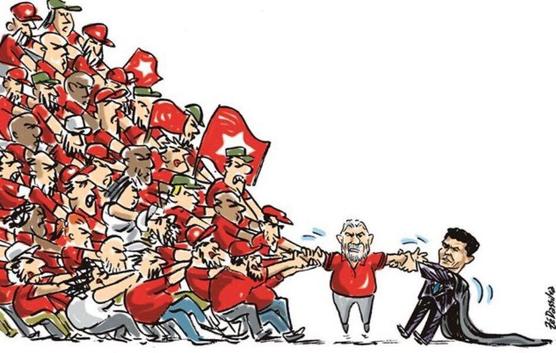 Lula tironeado por sus votantes y el Juez Moro