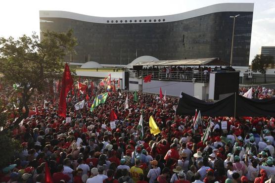 PT movilizado para registrar candidatura de Lula