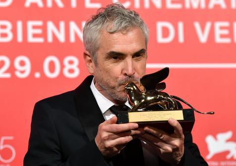 Alfonso Cuarón gana el Oro en el Festival de Venecia 2018 (foto: ANSA)