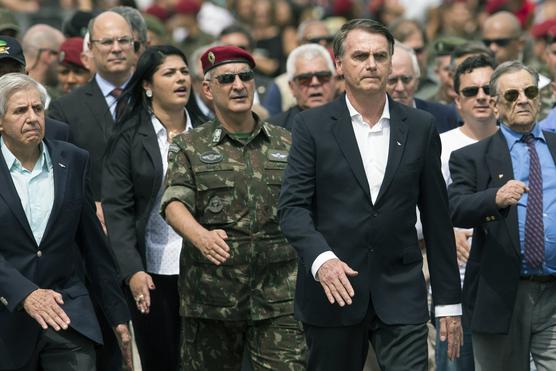 Bolsonaro y la restauración militar