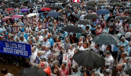Protesta contra el cierre de la planta de Ford en Sao Bernardo do Campo
