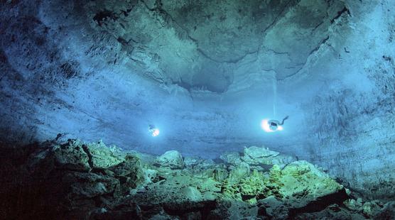 La cueva subacuática de Hoyo Negro, en Tulum, en el estado de Quintana Roo, México. 