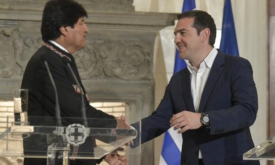 Evo Morales y Alexis Tsipras, este viernes en Atenas