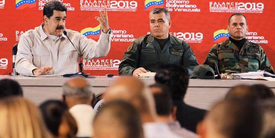 Maduro durante el encuentro para evaluar los operativos