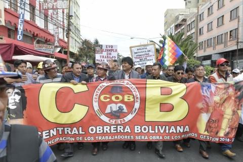Morales encabeza la movilización de la COB