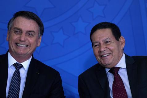 Jair Bolsonaro y Hamilton Mourao. (foto: ANSA)