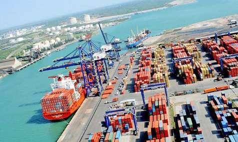 El puerto mexicano de Altamira. La guerra comercial entre China y Estados Unidos beneficia a México (foto: Ansa)