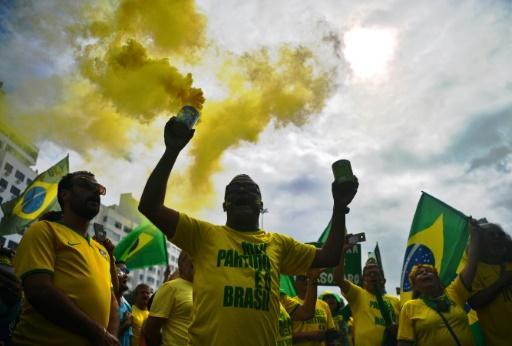 Seguidores del presidente brasileño, Jair Bolsonaro, se manifiestan ayer en Río de Janeiro