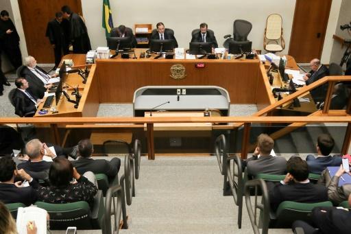 Supremo Tribunal de Justicia brasileño en sesión
