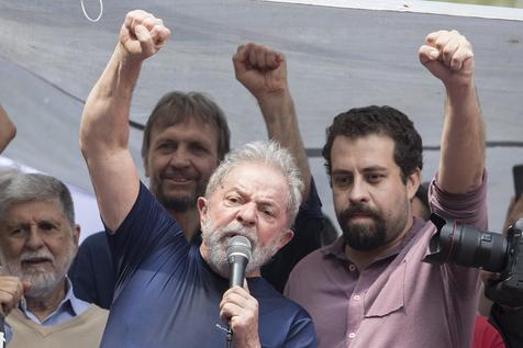 Lula sigue preso