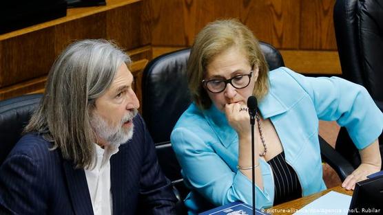 Senadores chilenos durante el debate