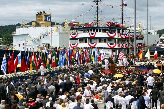 Ceremonia de traspaso del Canal de Panamá de Estados Unidos a Panamá, el 14 de diciembre de 1999