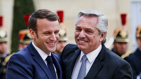Fernández junto a Macron