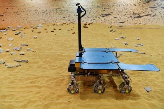 El robot Rosalind Franklin de la misión ExoMars, el 7 de febrero de 2019 en Stevenage, al norte de Londres