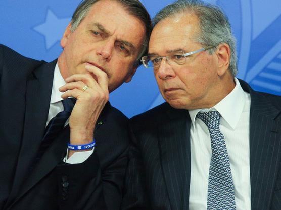 Bolsonaro y su ministro de Economía Paulo Guedes