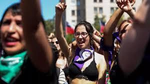 Movilización en Santiago por el Día de la Mujer
