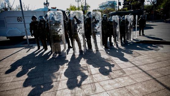 La policía antidisturbios en el marco de las protestas sociales que sacuden a Chile