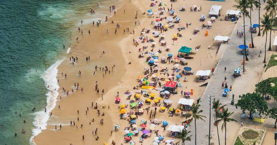 Los brasileños invadieron las playas en el fin de semana largo
