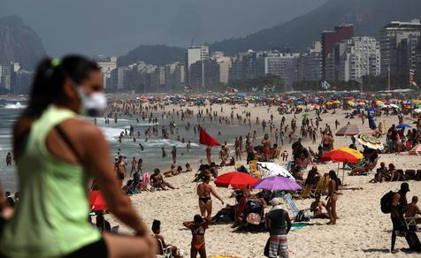 Playas en Río de Janeiro en coronavirus (foto: EPA)