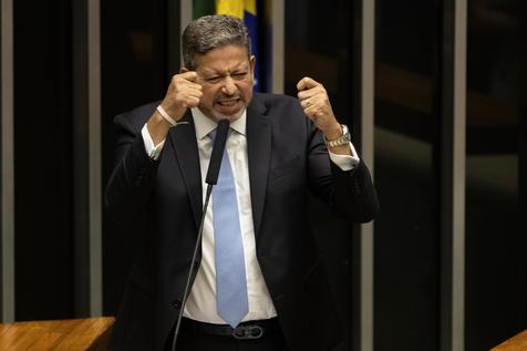 El diputado Arthur Lira, jefe de la Cámara Baja de Brasil (foto: ANSA)
