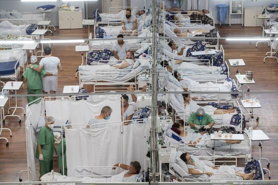 Hospital de San Andres, totalmente colapsado en las afueras de Sao Paulo