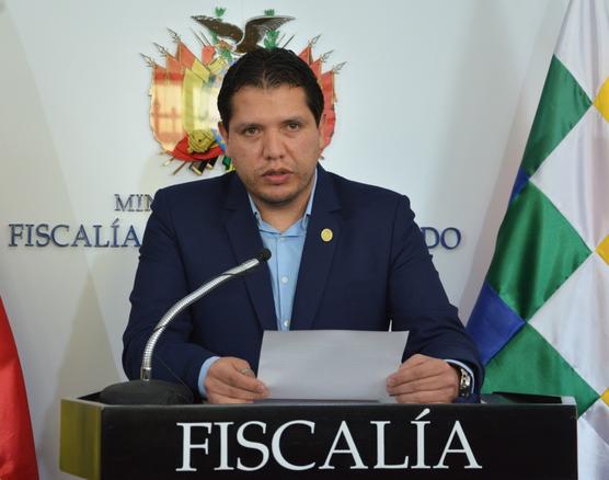 Fiscal Roberto Almendras