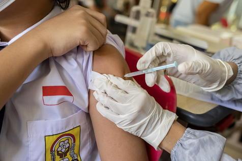 Vacunas contra el Covid-19 para los adolescentes en San Pablo (foto: ANSA)