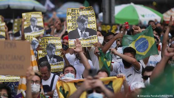 Los derechistas tambien reclaman Fora Bolsonaro
