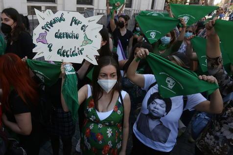 Movilización en Santiago a favor del "aborto libre" (foto: ANSA)