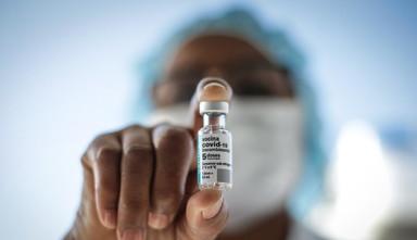 Las vacunas contra el Covid-19, una puja política en Brasil (foto: ANSA)