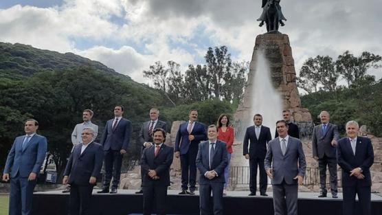 En abril, los gobernadores se encontraron en Salta.