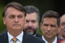 Bolsonaro con criticas a Boric y a Fernandez
