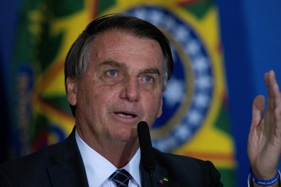 Bolsonaro enojado por pedido de senadores