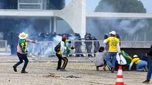 Asalto al congreso brasileño en el intento de golpe organizado por Bolsonaro