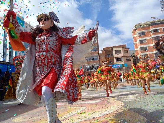 Danza de la diablada en el Carnaval de Oruro 2023