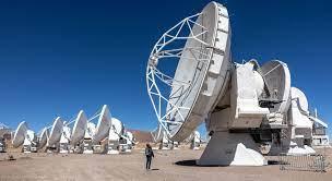 El Gran Conjunto Milimétrico/submilimétrico de Atacama (ALMA, por su sigla en inglés) posee 66 antenas