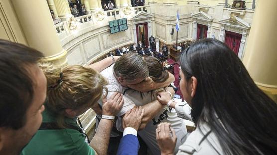 La familia de Lucio Dupuy presente en el recinto