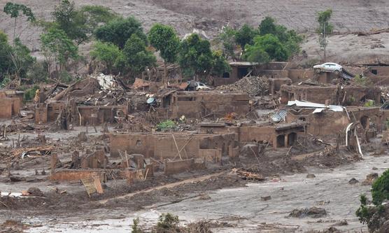 La falla de la represa mató a 19 personas