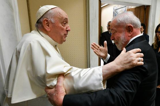 Francisco recibió en El Vaticano a Lula