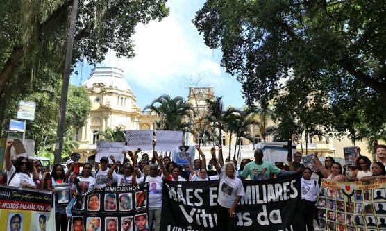 No aguantamos un caso diferente cada día, dicen las madres